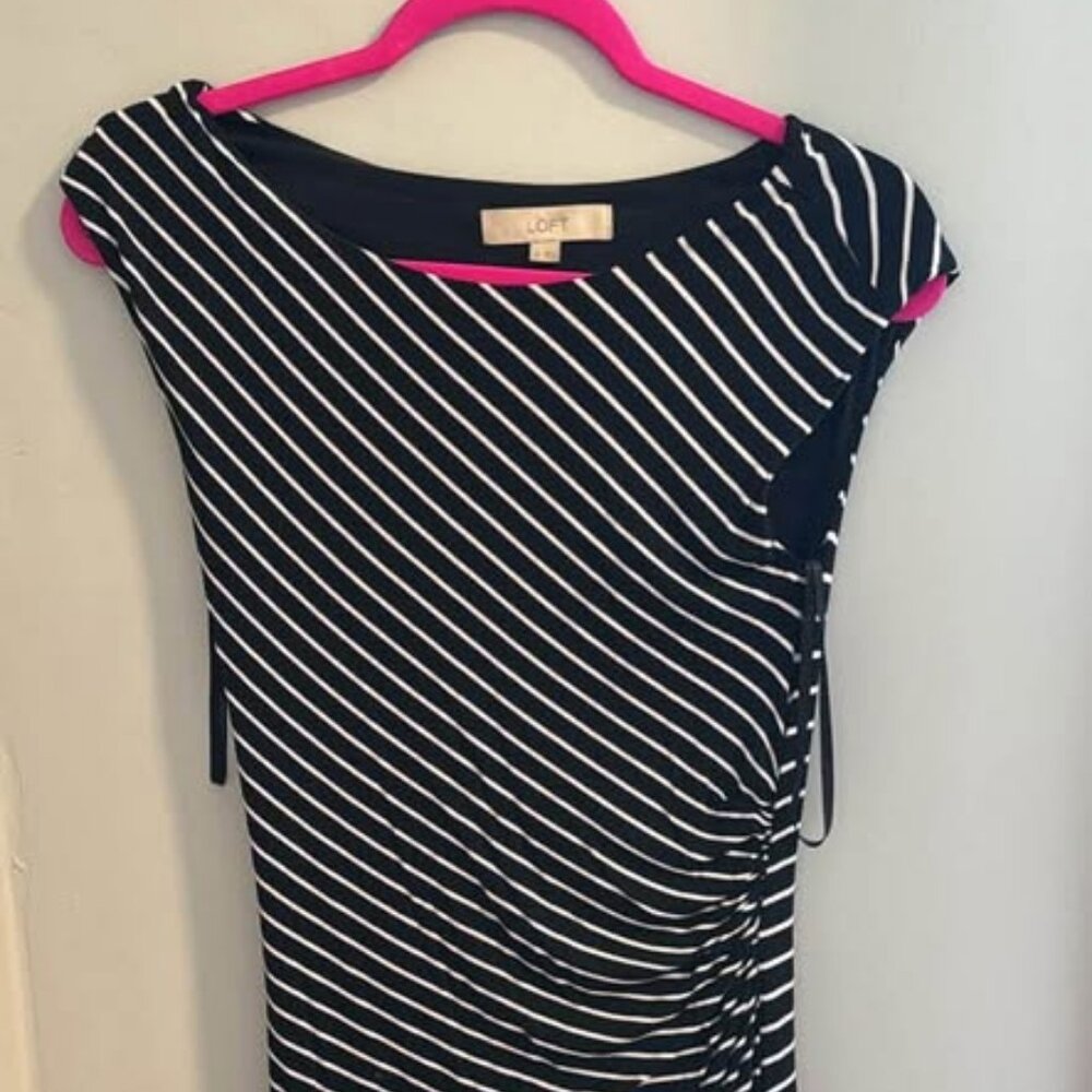 Loft xs black and white fitted knee length dress